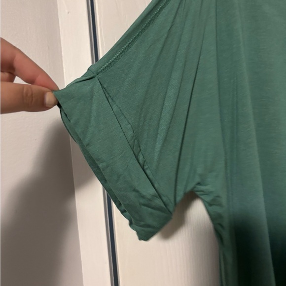 Everything Casual Tee - Picture 3 of 4